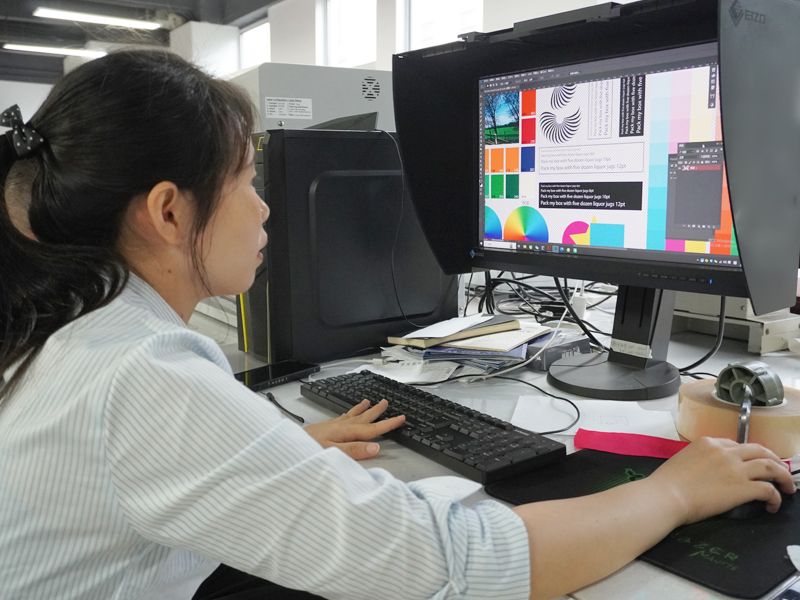 Baosiwei研发专员专注开发满足新兴市场需求的数码打印解决方案
